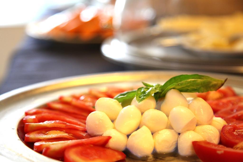 Albergo Ristorante Papa 페스키에라델가르다 외부 사진